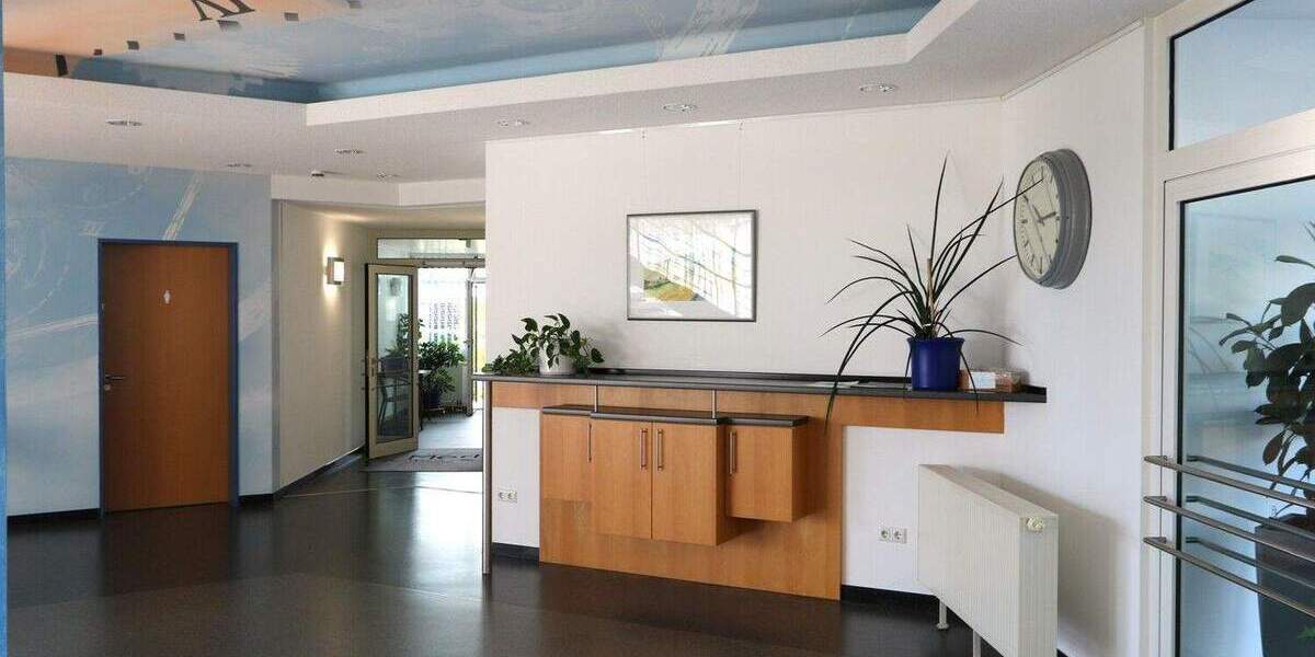 Gewerbeobjekt Herrieden Schernberg - 7 Zimmer, 220 m&sup2;, 2.528&euro; | Angebot:24436108