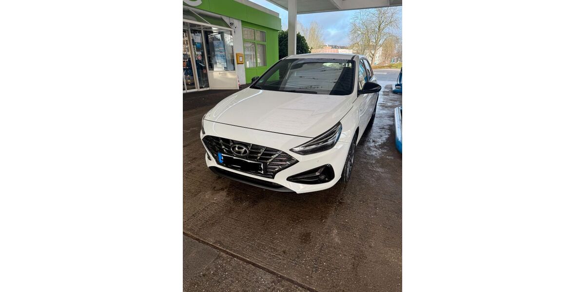 Hyundai i30 5.800 km 24.700 &euro; Würzburg 97080