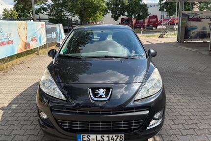 Peugeot 207 106.000 km 2.900 &euro; Leinfelden-Echterdingen 70771