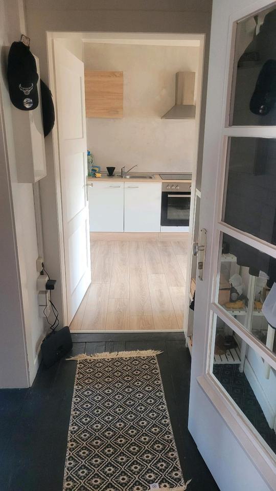2 Zimmer Wohnung mit EBK und Garten Zentrum Esw