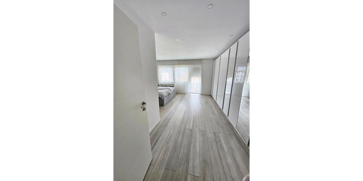 *Ohne Makler*Gehobenes Einfamilienhaus mit Smarthome 6 zimmer