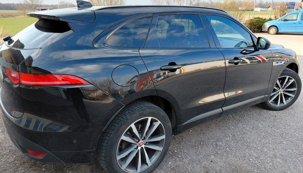 Jaguar F-Pace 131.000 km 16.999 &euro; Bad Füssing 94072