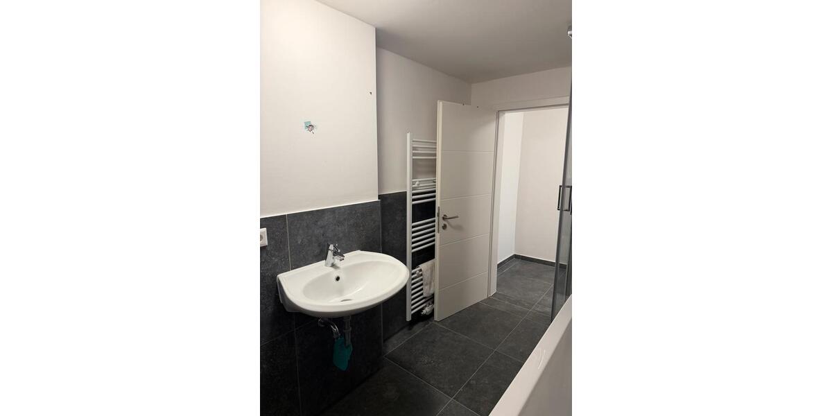 Erdgeschoßwohnung Uelzen - 2 Zimmer, 80 m&sup2;, 900&euro; | Angebot:26041787