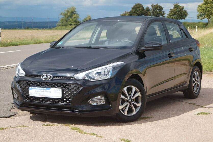i20