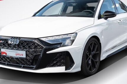 Audi RS3 7.000 km 67.995 &euro; Sankt Augustin-Menden 53757