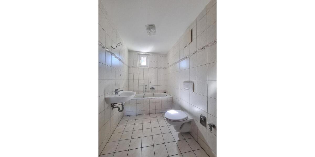 Etagenwohnung Köthen (Anhalt) - 2 Zimmer, 45 m&sup2;, 267&euro; | Angebot:26351015
