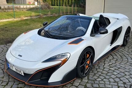 McLaren 675LT Spider