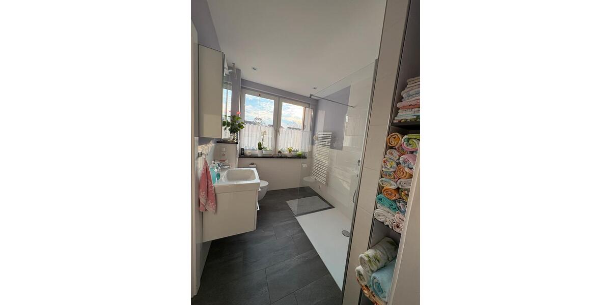 Doppelhaushälfte Grabow - 7 Zimmer, 190 m&sup2;, 350.000&euro; | Angebot:26244701