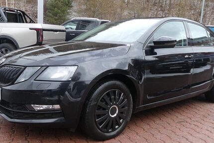 Skoda Octavia 98.350 km 17.990 &euro; Schneeberg 08289