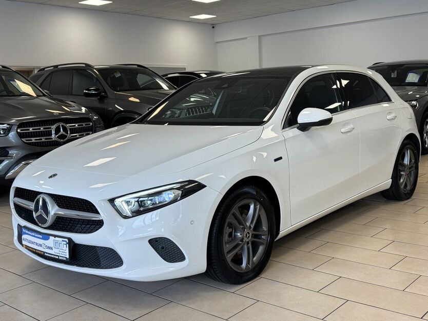 Mercedes-Benz A 250 17.054 km 26.500 € Bonn 53227