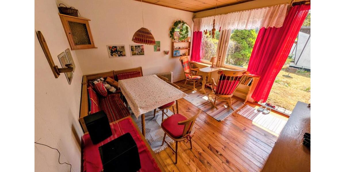 Bungalow Pößneck - 3 Zimmer, 25 m&sup2;, 15.000&euro; | Angebot:26837234
