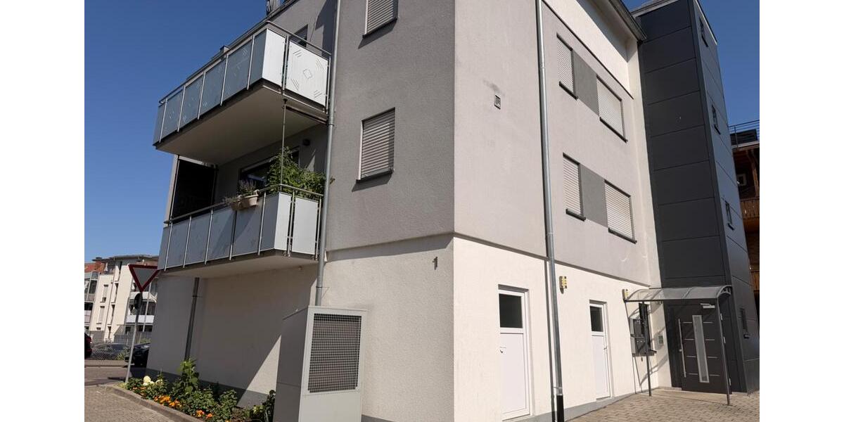 Erdgeschoßwohnung Lahr (Schwarzwald) - 2 Zimmer, 71 m&sup2;, 280.000&euro; | Angebot:26953352