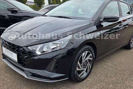 Hyundai i20 15.000 km 18.950 &euro; Nördlingen 86720