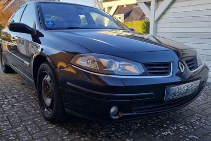 Renault Laguna 148.000 km 3.999 &euro; Hamwarde 21502
