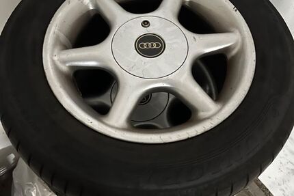 Audi 80 277.000 km 800 &euro; Filderstadt 70794