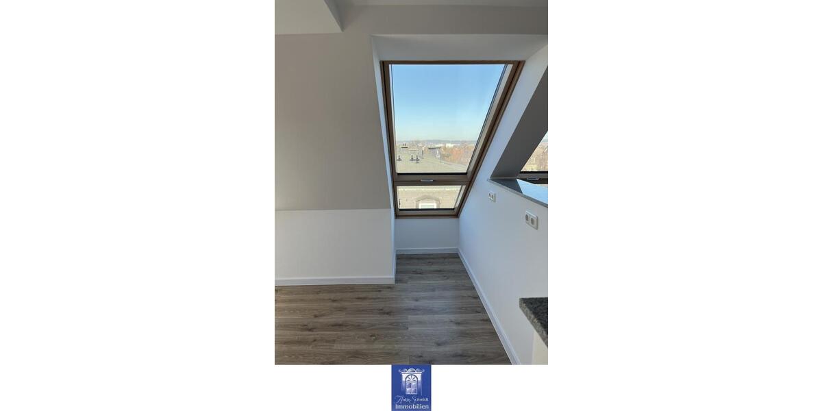 Dachgeschoßwohnung Dresden Cotta - 5 Zimmer, 120 m&sup2;, 1.500&euro; | Angebot:25422970