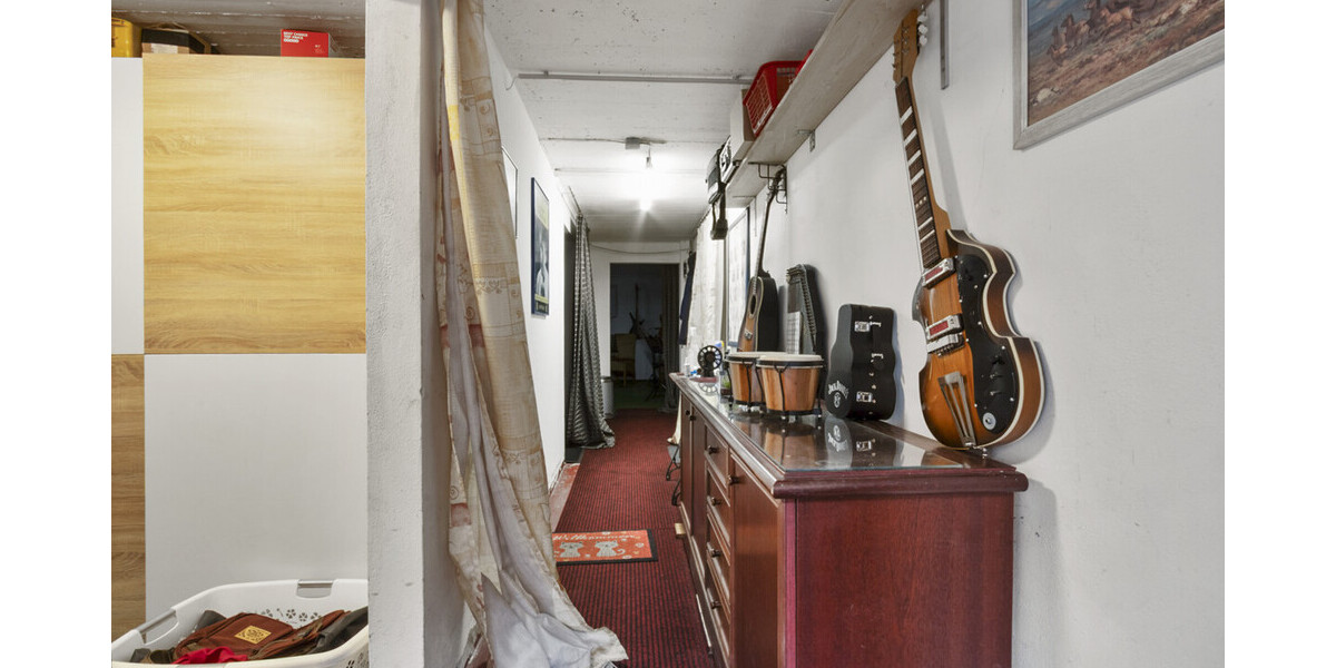 Delmenhorst-Annenheide Gepflegter Walmdachbungalow mit schönem Garten in zweiter Reihe - Bungalow Delmenhorst / Annenheide Annenheide | Angebot:26355215