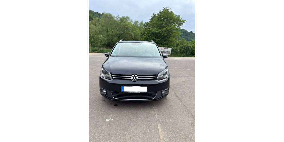 VW Touran 297.000 km 7.200 &euro; Blankenrath 56865