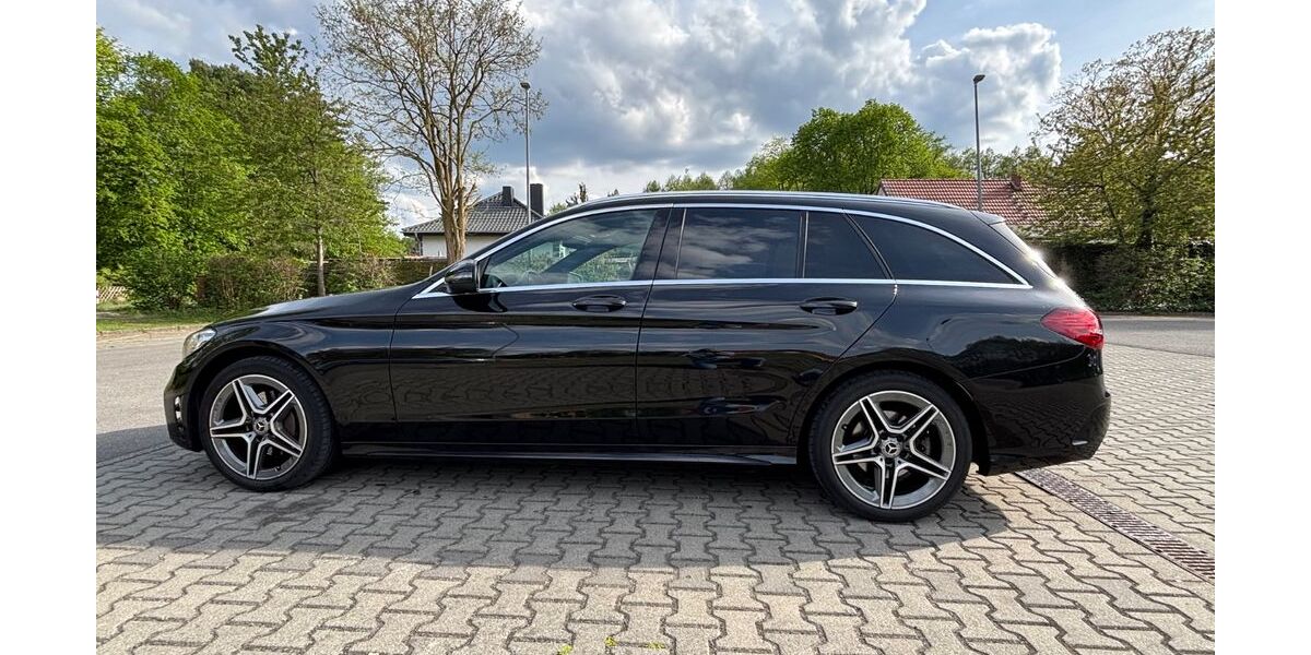 Mercedes-Benz C 200 81.000 km 21.900 &euro; Teupitz 15755