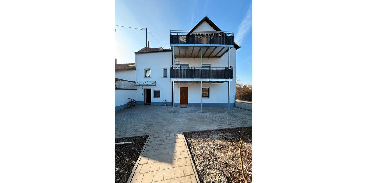 Erdgeschoßwohnung Ingolstadt Nordost - 3 Zimmer, 83 m&sup2;, 1.000&euro; | Angebot:25395581