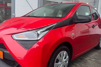 Toyota Aygo (X) 59.700 km 9.990 &euro; Winterberg 59955