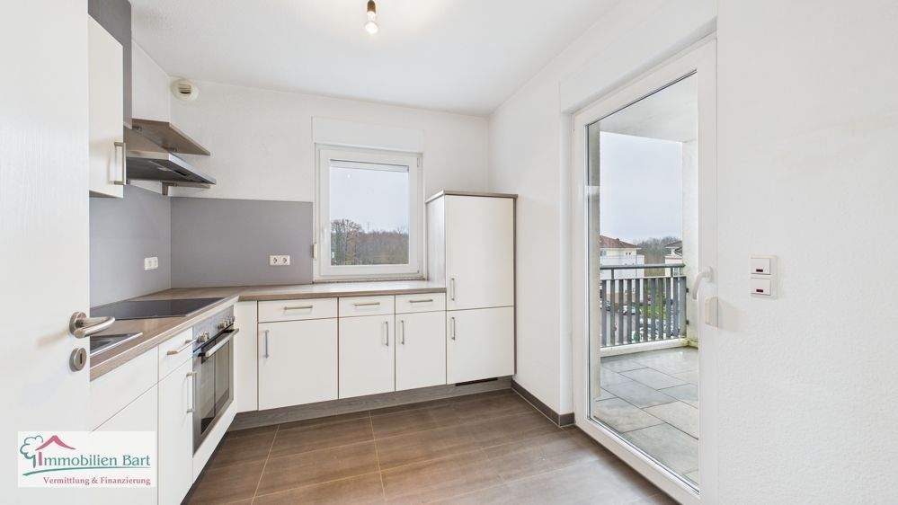 ALTERSGERECHTE WOHNUNG SEPARATES WC GROßER TIEFGARAGENSTELLPLATZ ! 3 zimmer