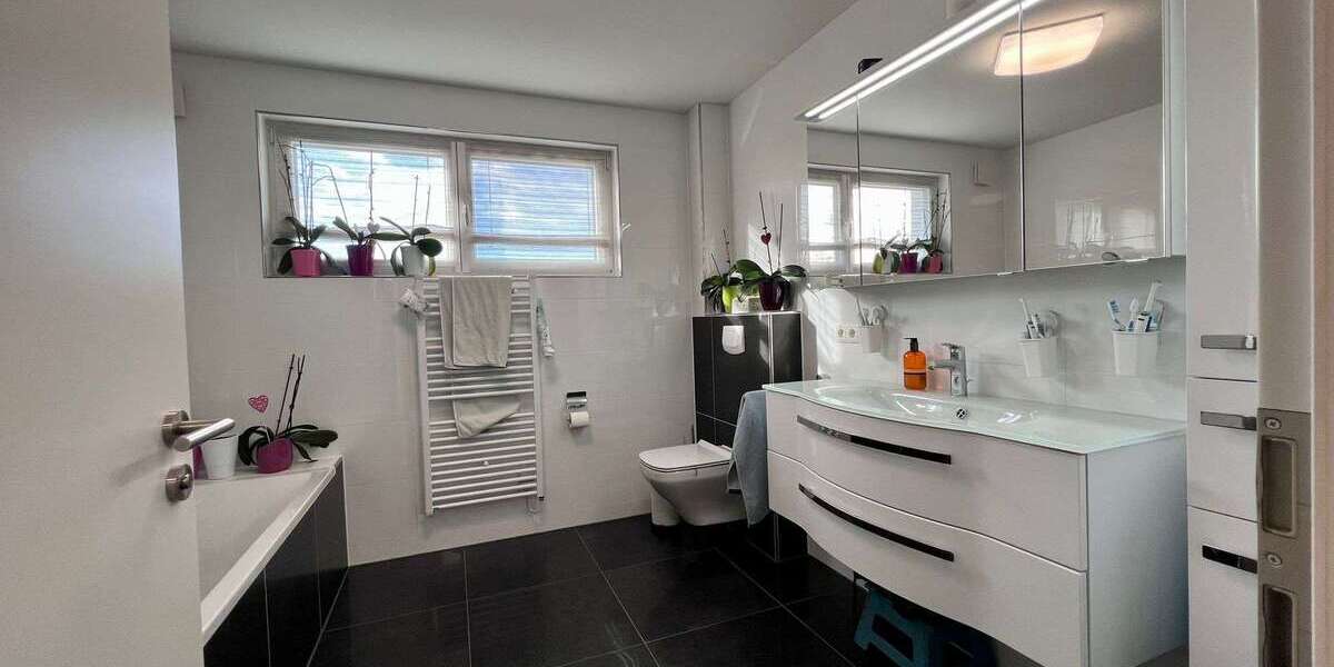 Wohnung zum Kaufen in Friesenheim 365.500 € 108 m² 4 zimmer