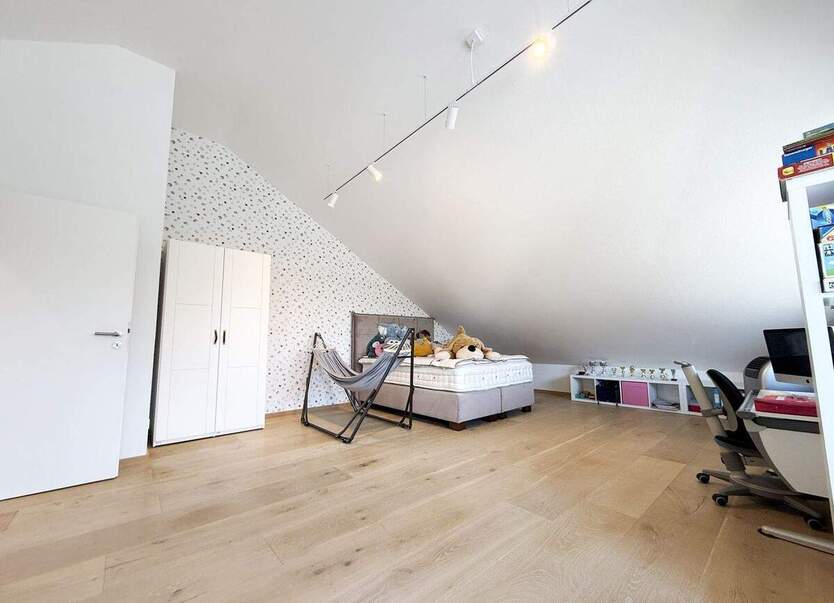 MEMBERG: Modernisierte Doppelhaushälfte in bevorzugter Wohnlage 5 zimmer