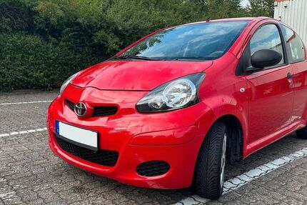 Toyota Aygo (X) 172.000 km 1.550 &euro; Alfeld 31061