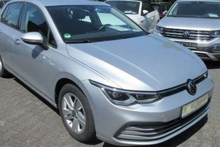 VW Golf Life 1.5 TSI NAVI LED ALU ACC APS SITZHEIZUNG 43.250 km 20.488 &euro; Bergkamen 59192