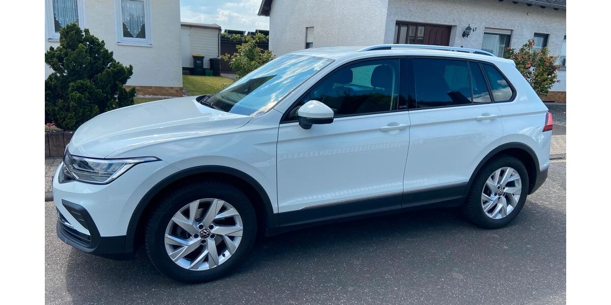 VW Tiguan 69.000 km 25.000 &euro; Sankt Sebastian 56220