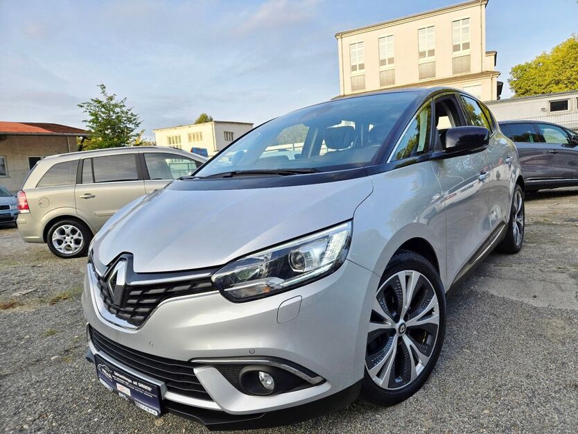 Renault Scenic 122.000 km 8.990 € Dresden 01067