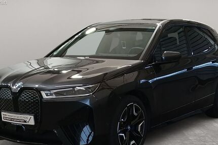 BMW iX 38.622 km 45.900 &euro; Berlin 14057