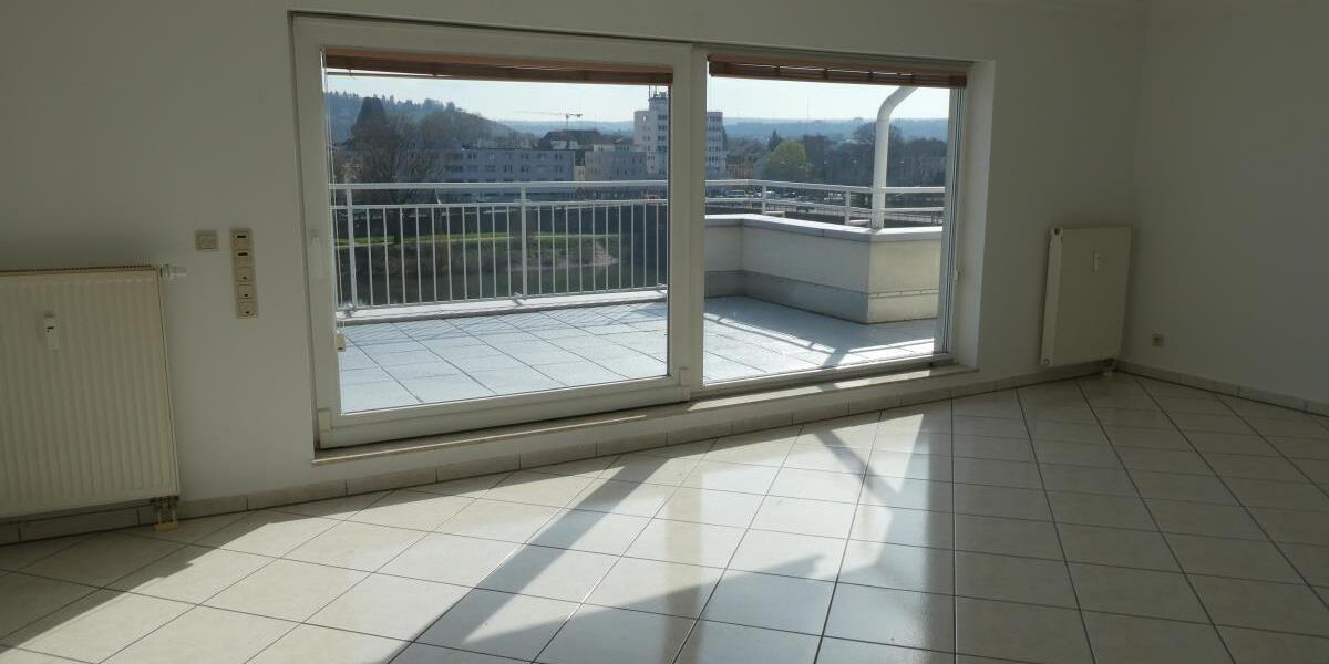 Wohnen mit tollem Moselblick-Attraktive Penthousewohnung mit eigenem Aufzugsausgang an der Mosel - Einfamilienhaus Trier Feyen-Weismark | Angebot:26048722