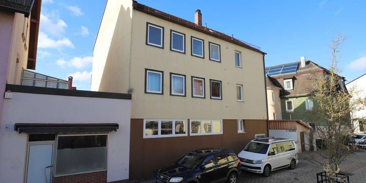 Haus zum Kaufen in Röthenbach an der Pegnitz 589.000 € 186 m² 8 zimmer