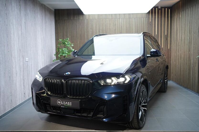 BMW X5 14.600 km 92.701 € Königsbrunn 86343
