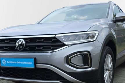 VW T-Roc 58.107 km 24.450 € Groß Grönau 23627