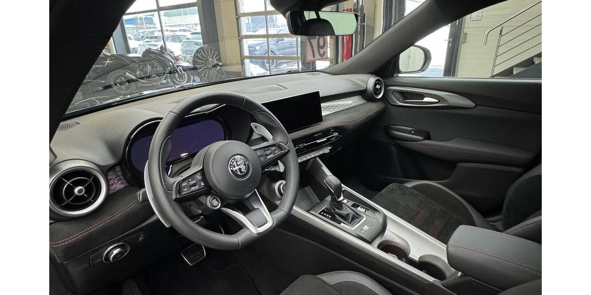 Alfa Romeo Tonale 1.5 VGT Veloce 48 V Hybrid LED 21.600 km 26.690 &euro; Lich 35423