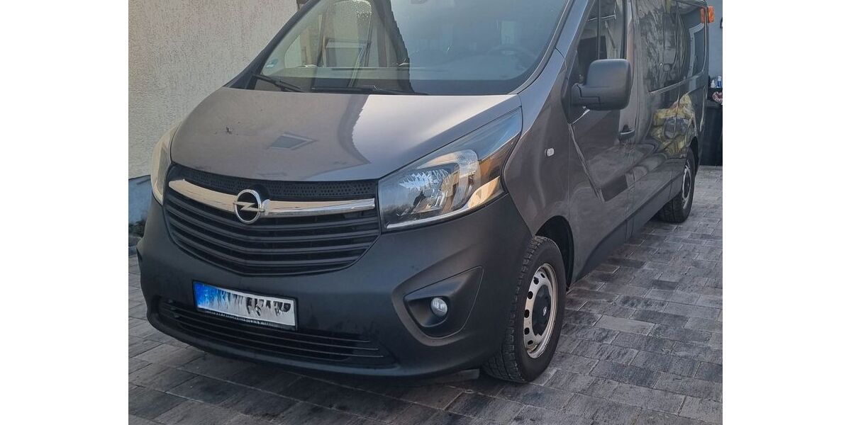 Opel Vivaro 191.000 km 12.999 &euro; Langwedel 27299