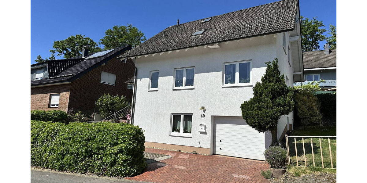 Einfamilienhaus Waldbröl - 6 Zimmer, 126 m&sup2;, 1.500&euro; | Angebot:26794401