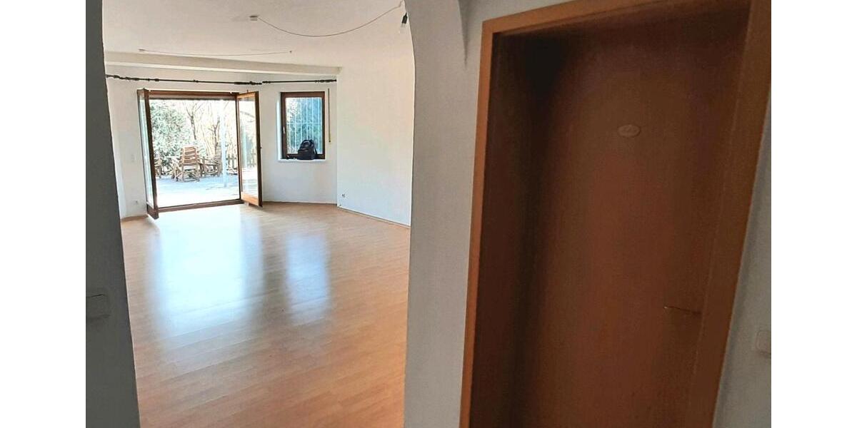 Terrassenwohnung Ebermannstadt - 3 Zimmer, 100 m&sup2;, 950&euro; | Angebot:25428030