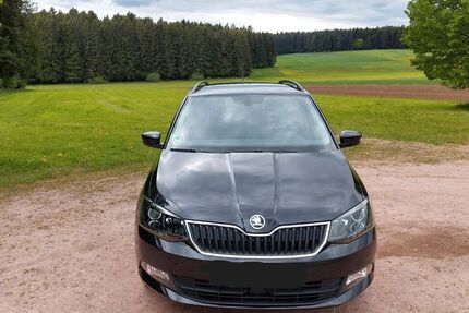 Skoda Fabia 60.500 km 11.100 &euro; Aichhalden 78733