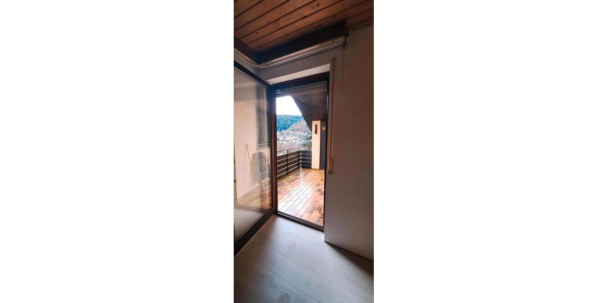 Dachgeschoßwohnung Bad Liebenzell - 2 Zimmer, 58 m&sup2;, 129.000&euro; | Angebot:26451248