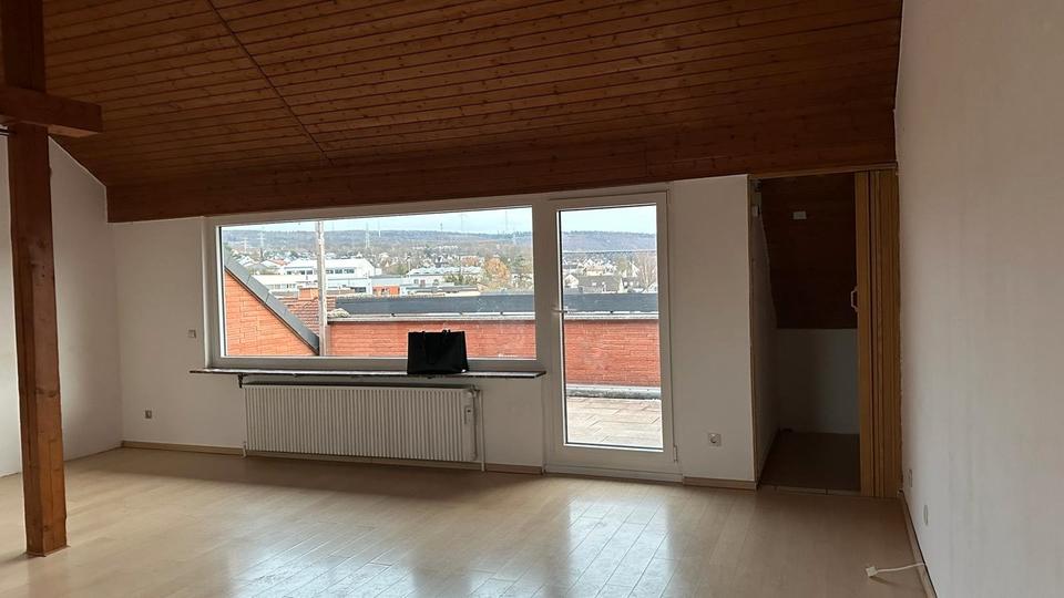 Dachgeschoßwohnung Fuldabrück - 3 Zimmer, 79 m&sup2;, 185.000&euro; | Angebot:27112179