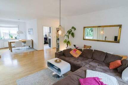 Familienfreundliche 4-Zimmer-Wohnung mit Balkon in Wiesbaden Erbenheim 4 zimmer
