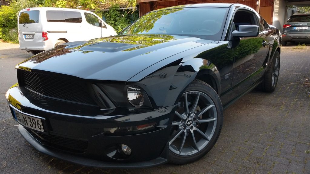 Ford Mustang 180.000 km 20.000 &euro; Hennef 53773