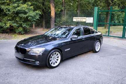 BMW 740 266.000 km 11.000 &euro; Berlin 13597