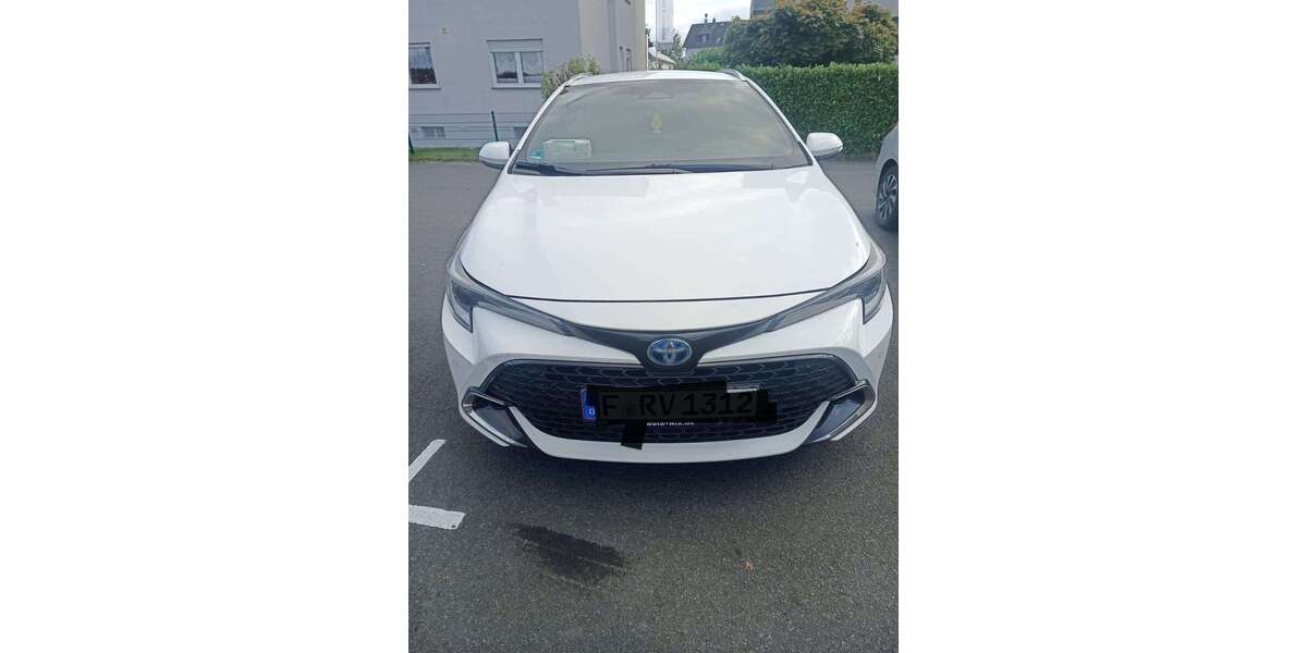 Toyota Corolla 143.000 km 19.000 &euro; Frankfurt am main 65933
