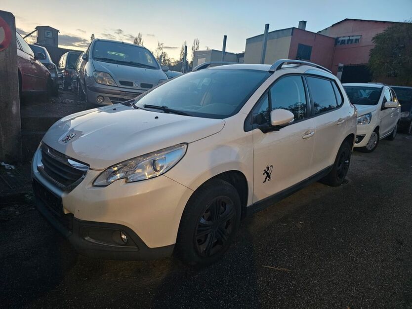 Peugeot 2008 107.000 km 5.800 € Stuttgart 70469