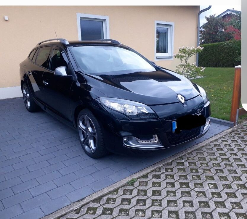 Renault Megane 125.000 km 8.300 € Wunsiedel 95632